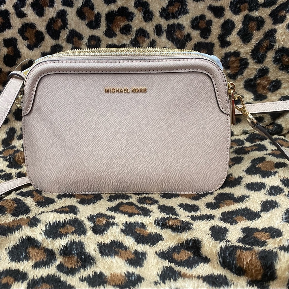 Brand new Michael kors light pink crossbody
